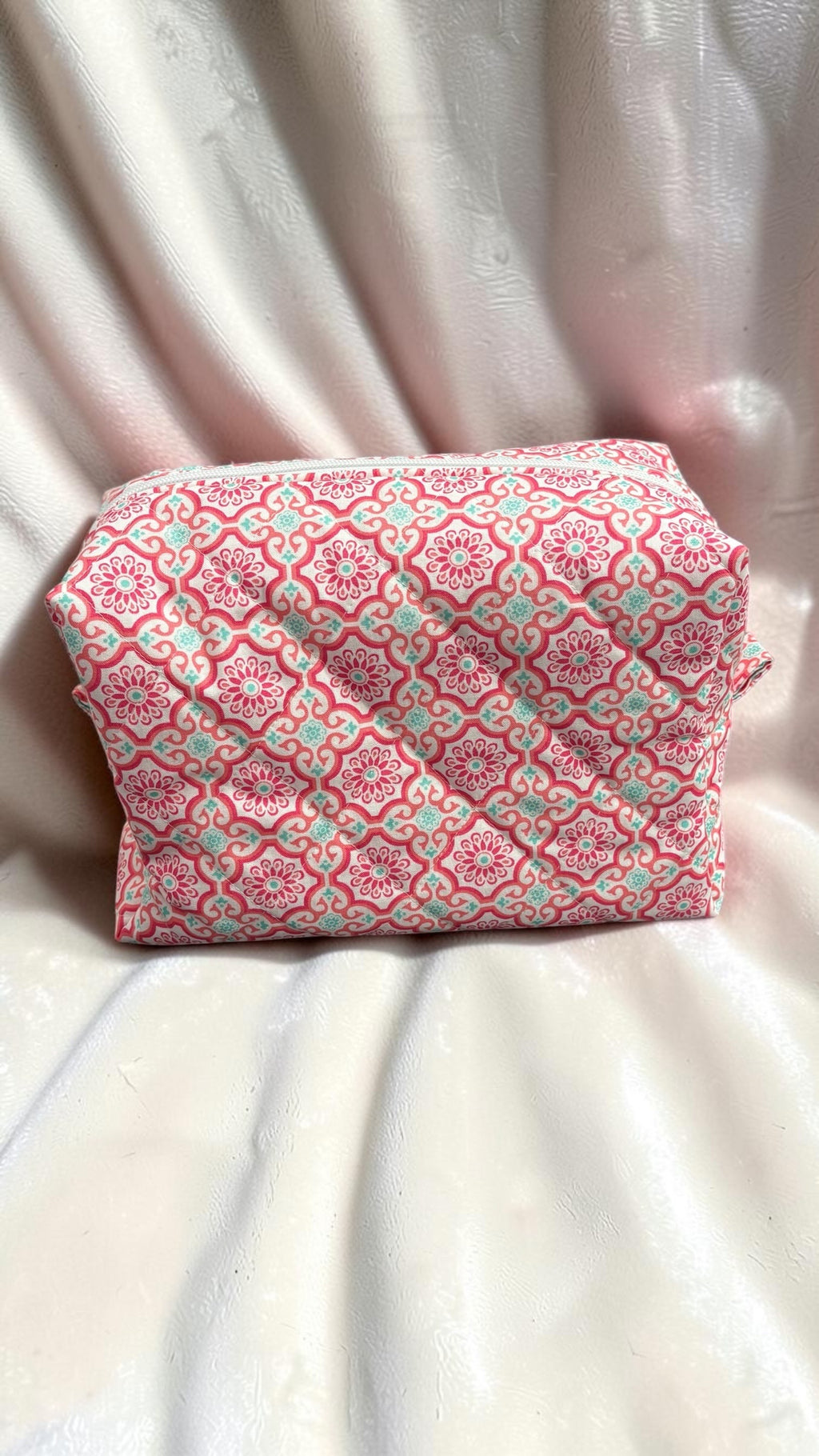 Retro Glory Makeup Bag - Large