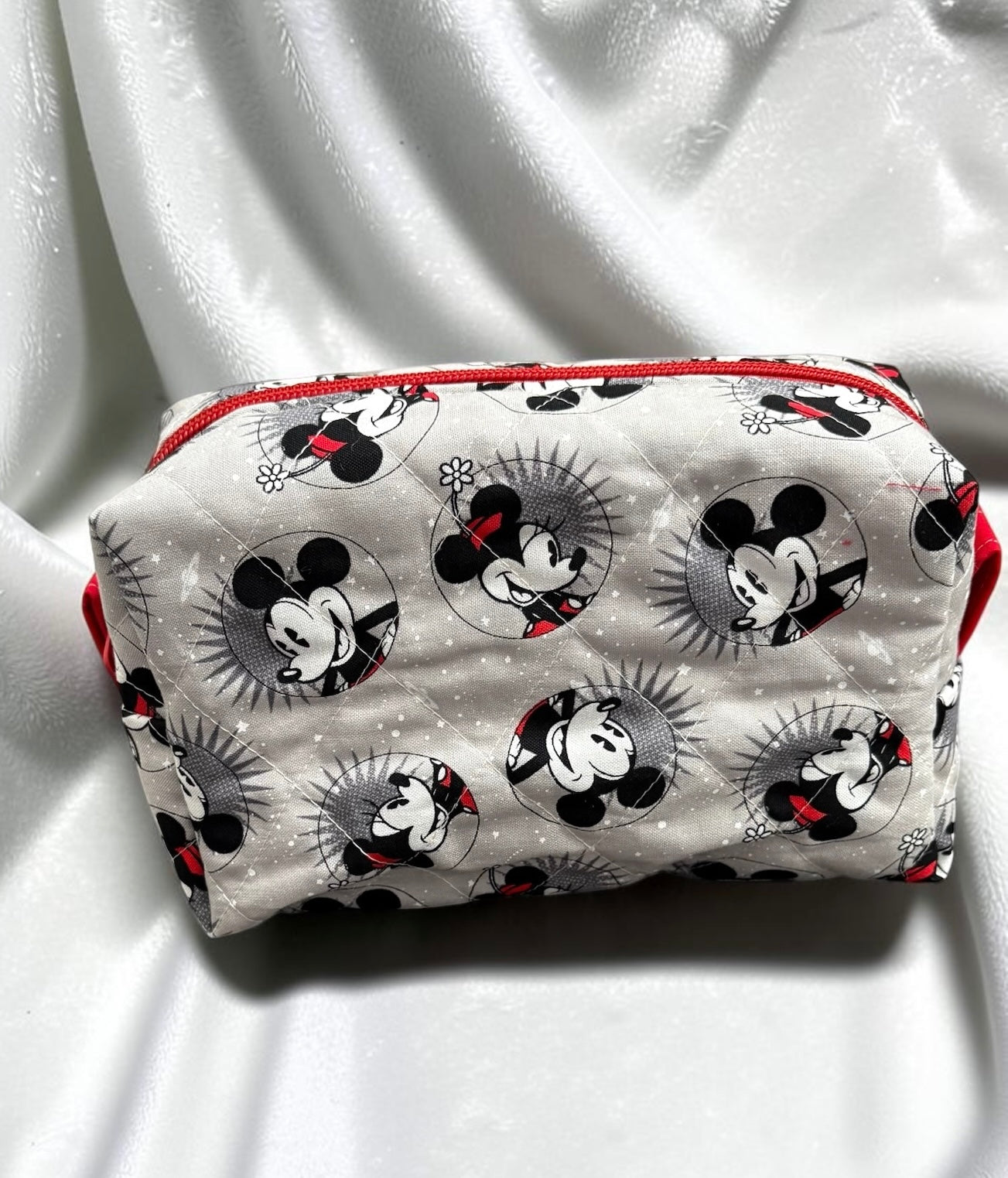 Happy Mickey & Minnie Makeup Bag - Medium